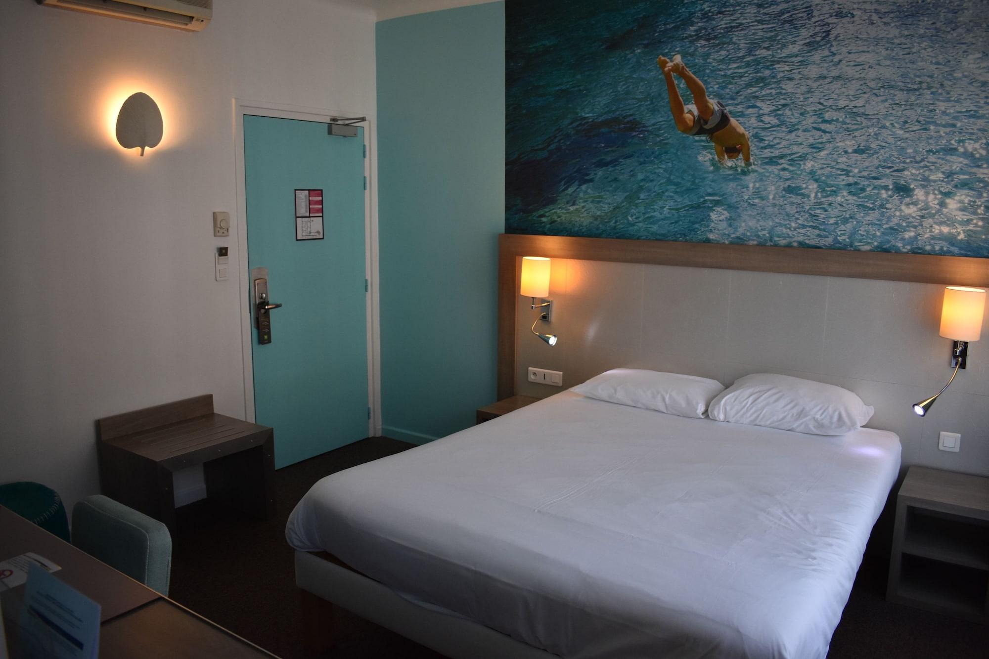 Hotel Ibis Styles Calais Centre Esterno foto
