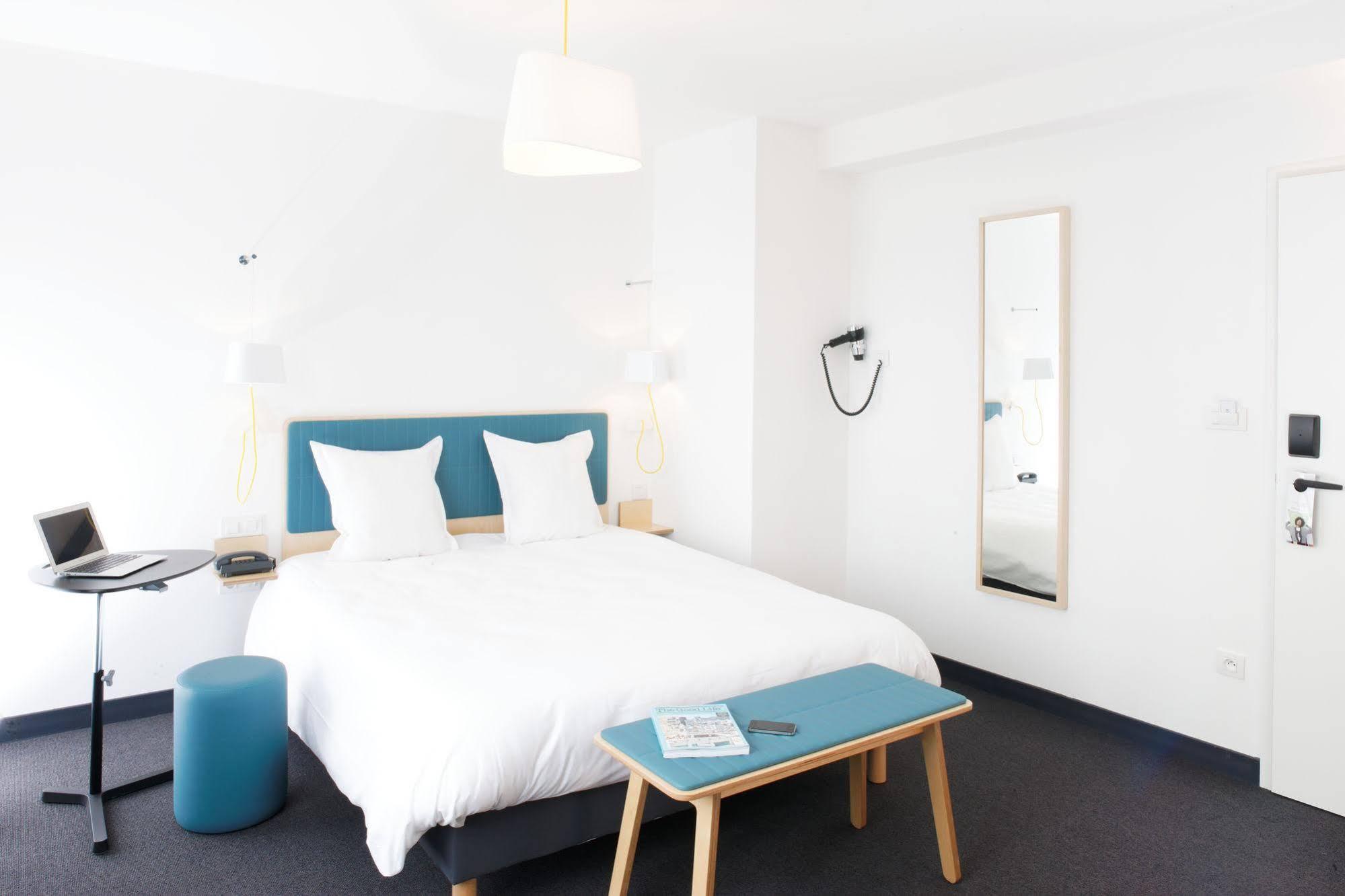 Hotel Ibis Styles Calais Centre Esterno foto